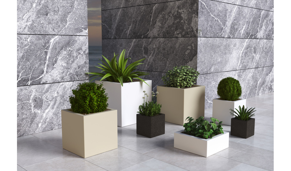 Кашпо квадратное пластиковое для цветов - фото