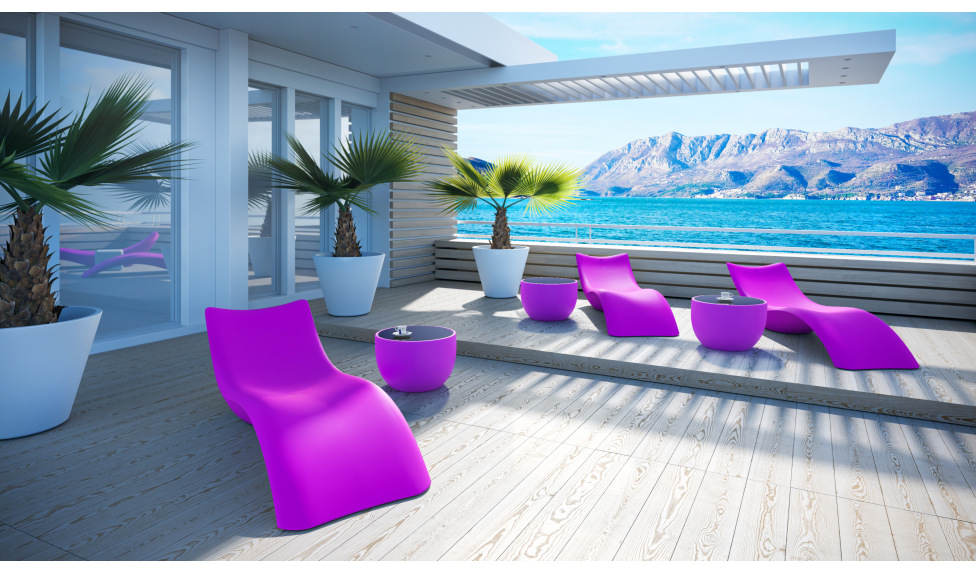 Пластиковые шезлонги - фото